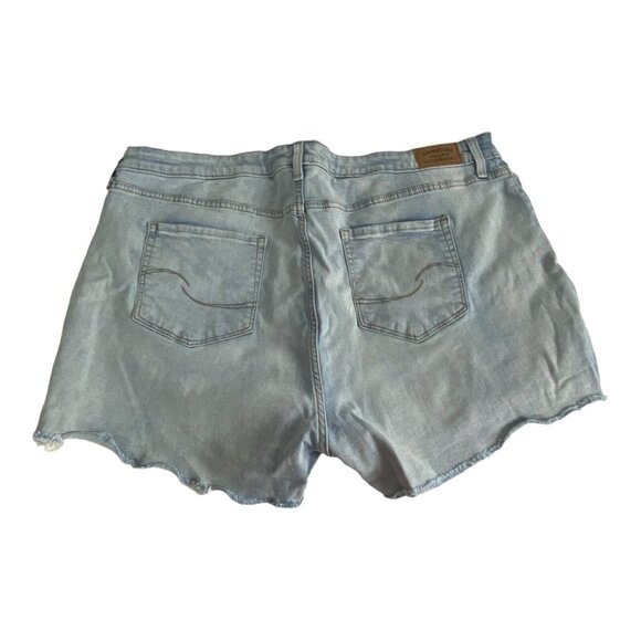 Levis Signature Womens Shorts Adult Plus Size 22 Light Wash Denim Cut off - Picture 2 of 9